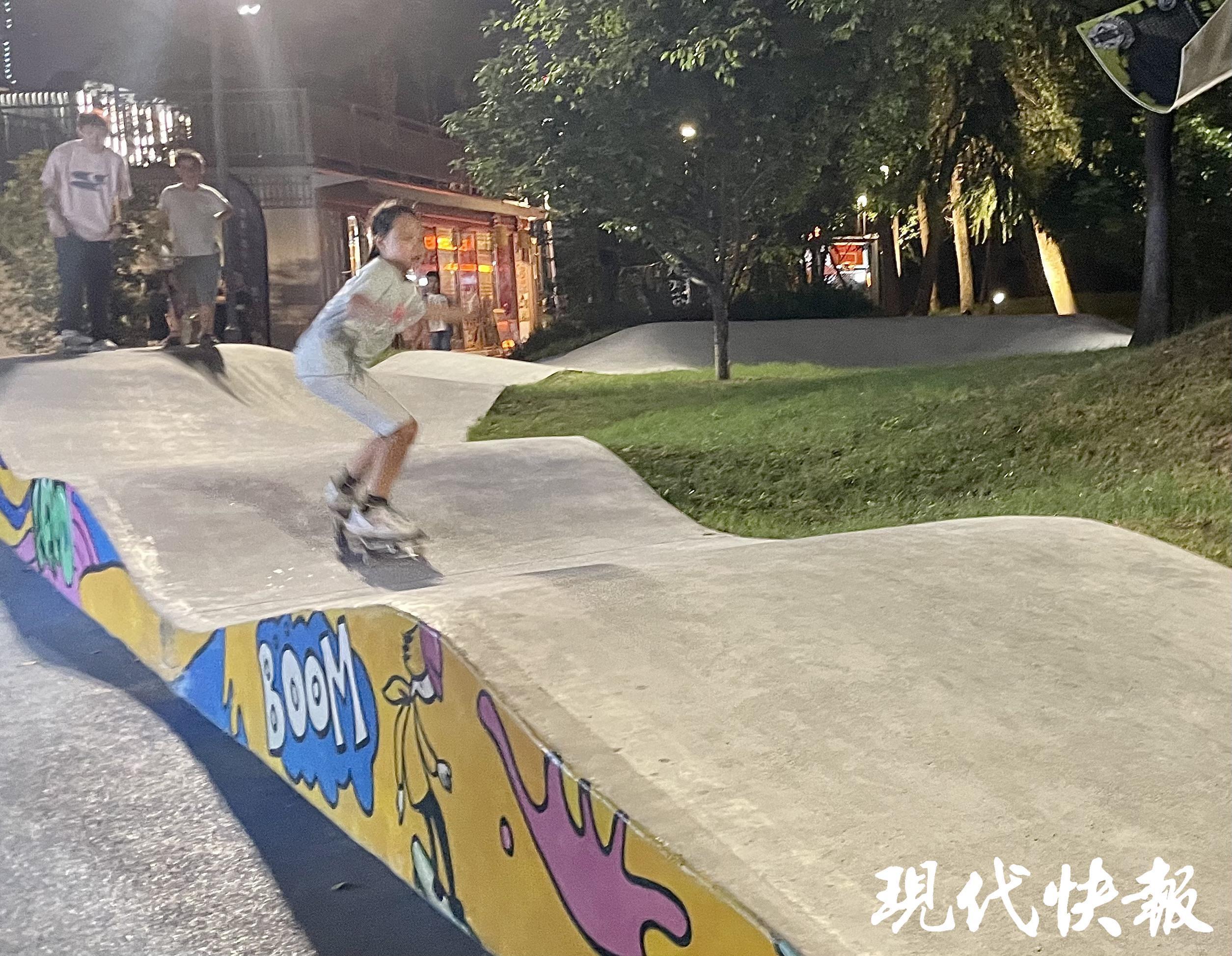 文脉华章｜奥运刮起“潮玩”风体育文化的年轻态表达皇冠体育app(图4)