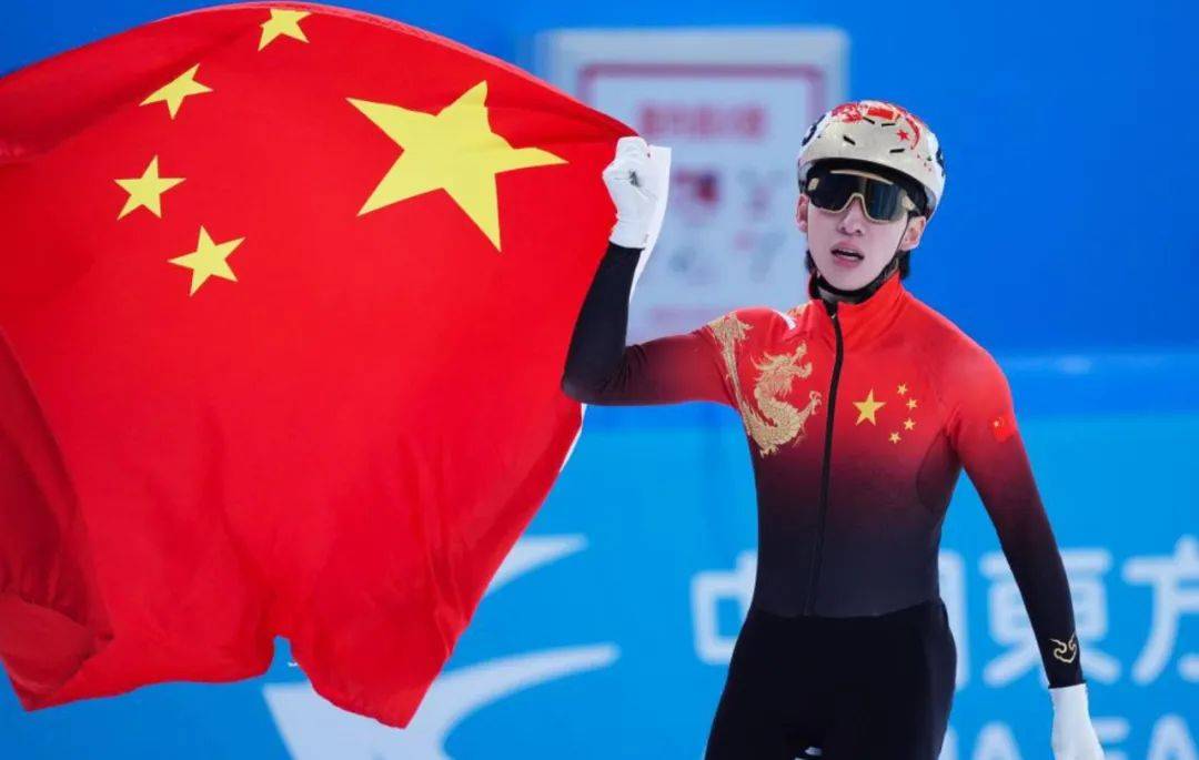 皇冠体育体育是什么？一位原局长的深刻思考(图2)